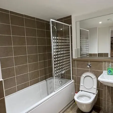 Modern & Spacious 2 Bed Merchant City Apart-High St Glasgow Exterior photo