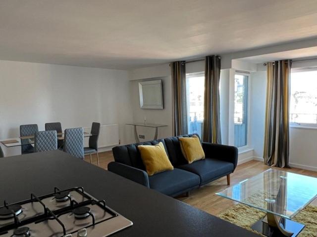 Modern & Spacious 2 Bed Merchant Apart-high St Apartment Glasgow